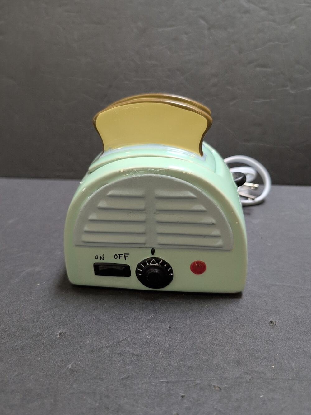 Scentsy Morning Toast Wax Melt Warmer Retro Toaster Retired Cottage Core